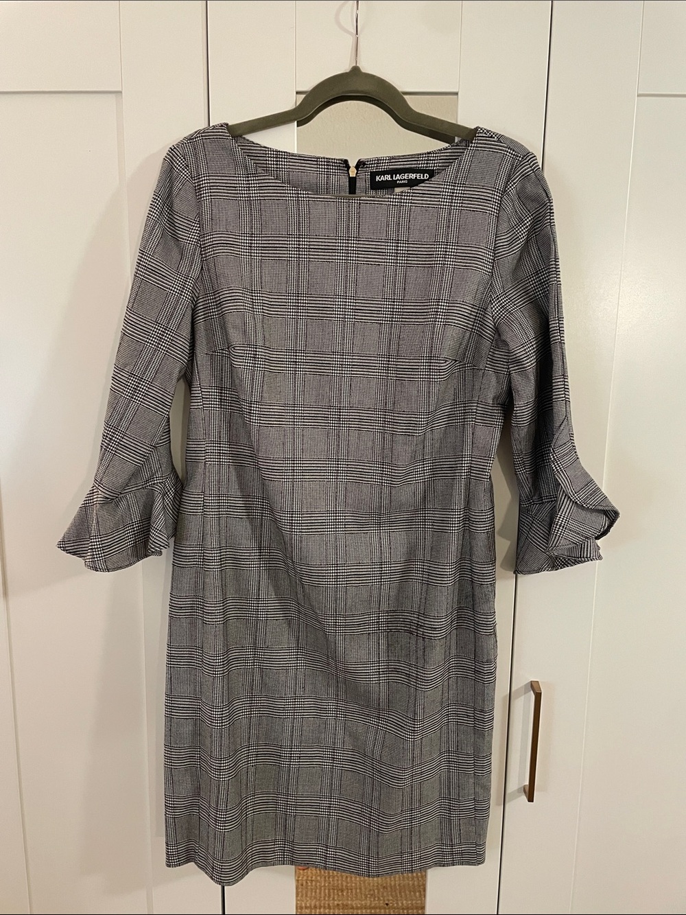 Karl Lagerfeld Black & Gray Plaid Tulip Sleeve Sheath Dress